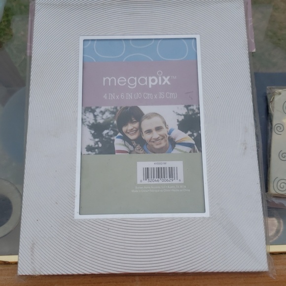 Photo frames - Picture 2 of 4